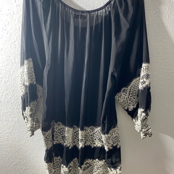 Women’s‎ sheer top - Picture 4 of 4